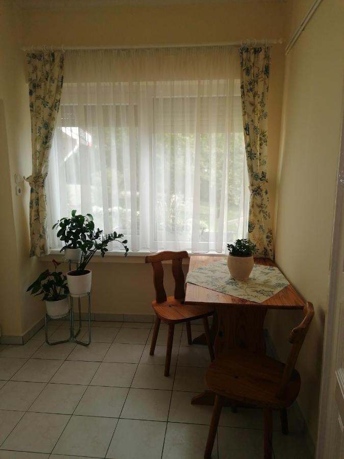 Magdi Apartman Balatonfured Luaran gambar