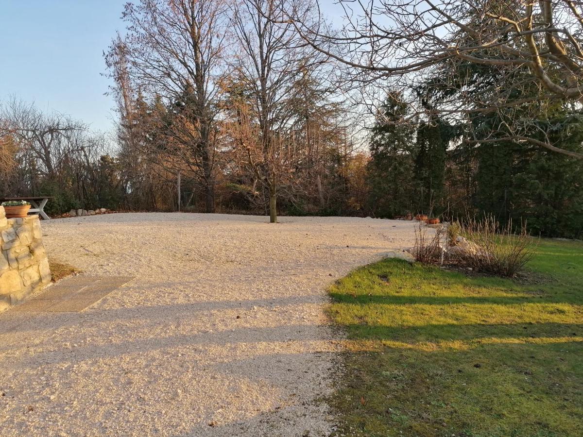 Magdi Apartman Balatonfured Luaran gambar